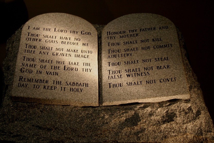 Ten-Commandments 2